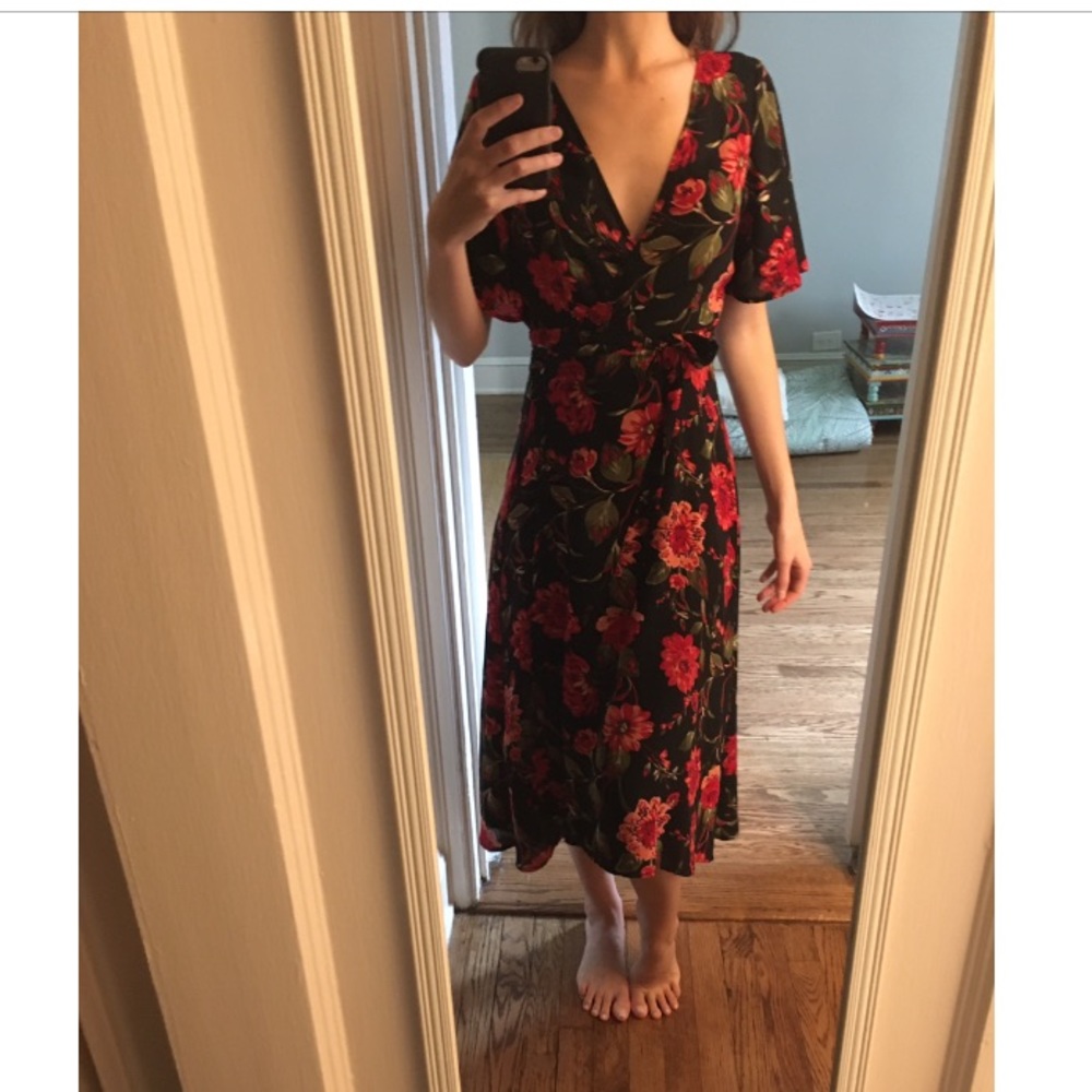 Forever 21 High Low Floral Rose Wrap Dress